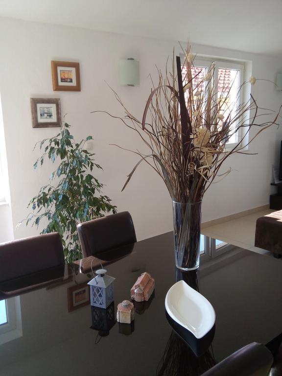 Adriatic Rose Apartment Турань Екстер'єр фото